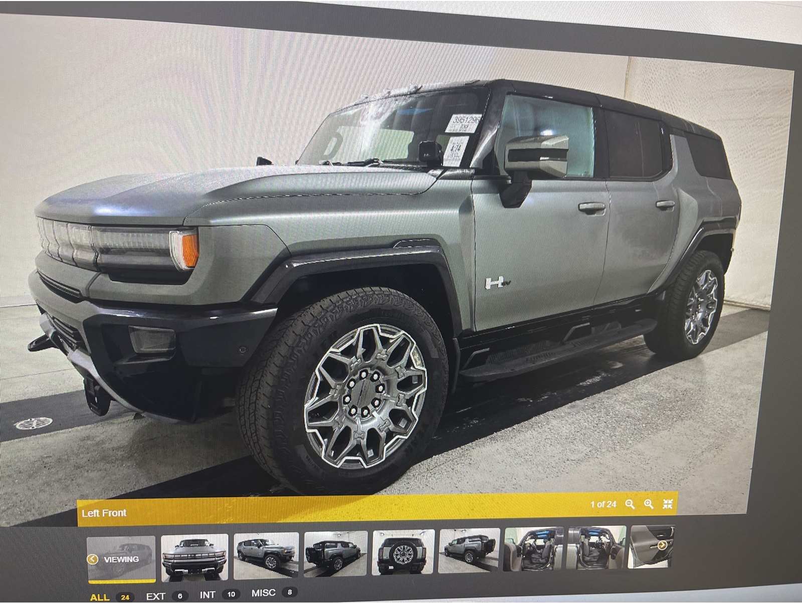 2024 GMC HUMMER EV 3X's photo