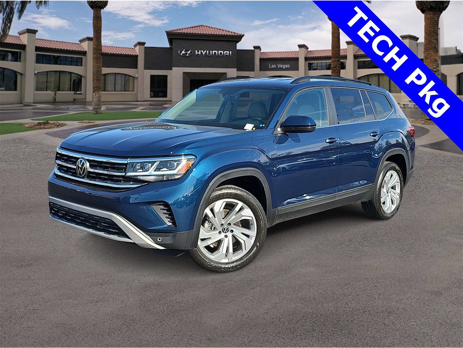 2023 Volkswagen Atlas SE w/Tech's photo