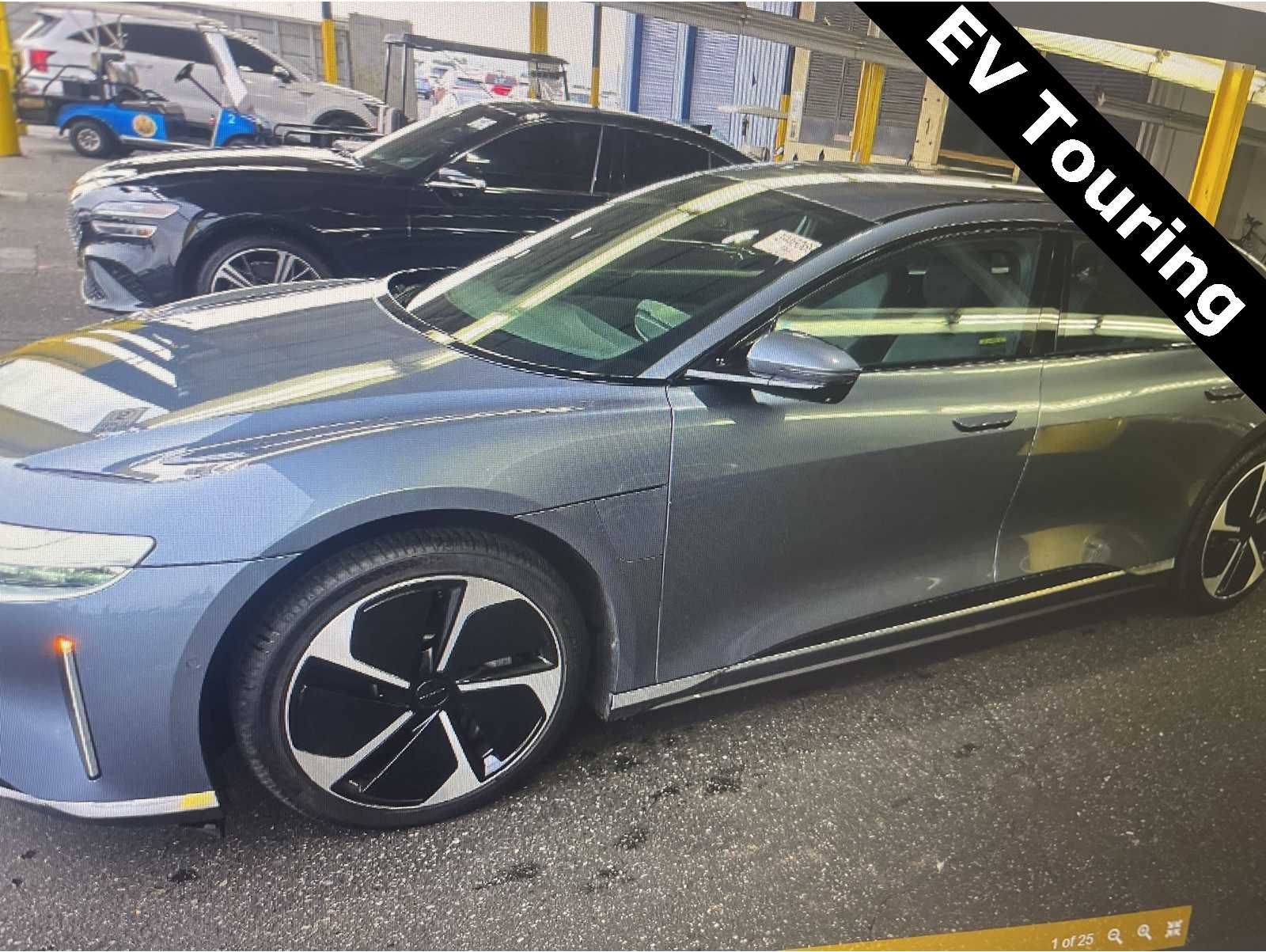 2024 Lucid Air Touring's photo