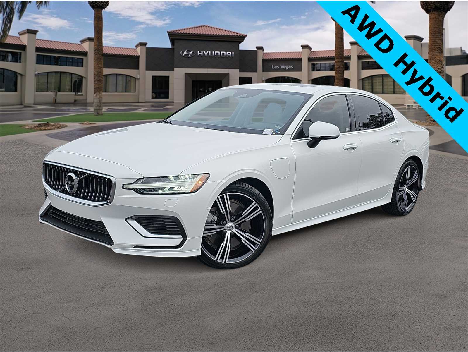 2022 Volvo S60 Inscription's photo