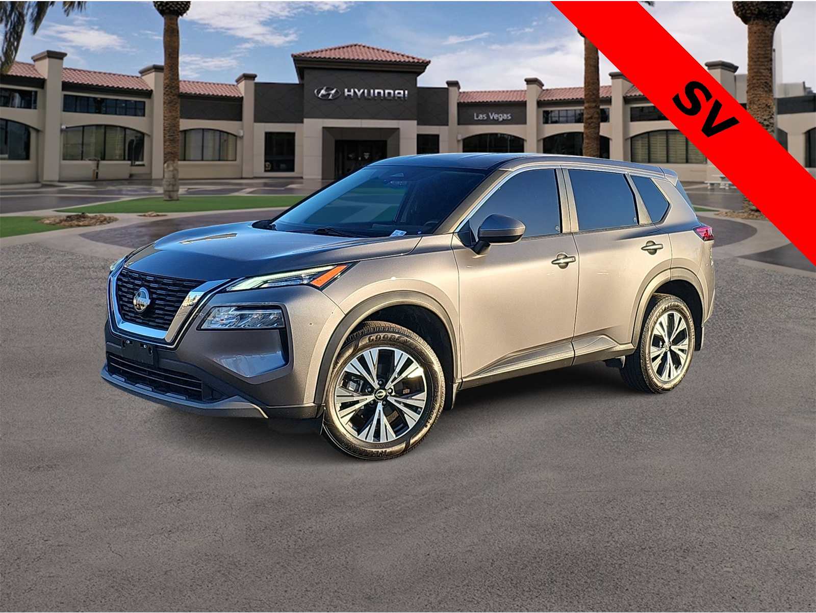 2023 Nissan Rogue SV's photo