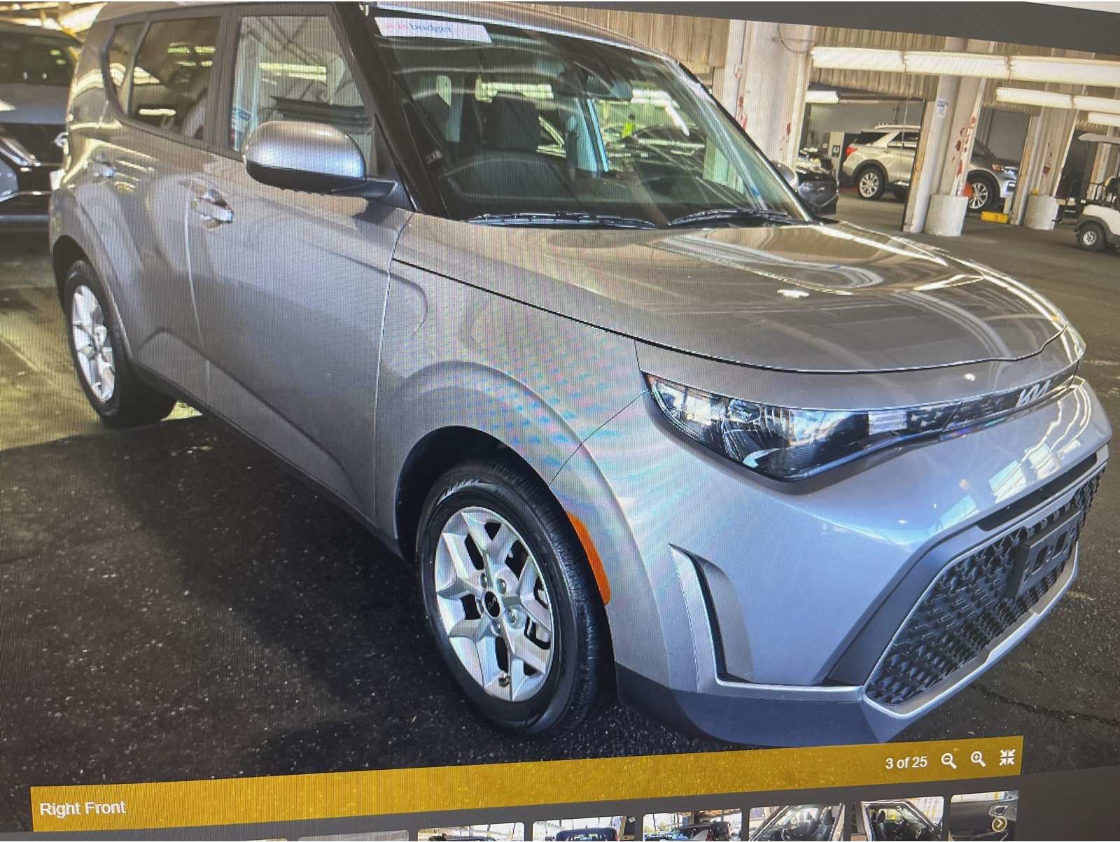 2024 Kia Soul LX's photo