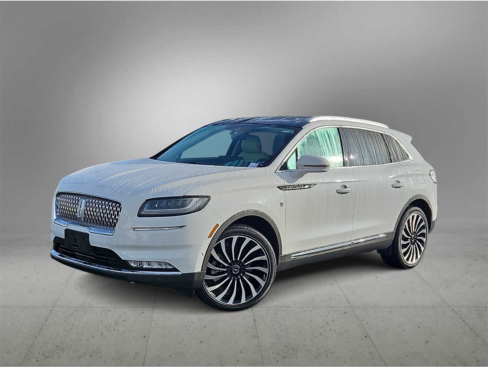 2021 Lincoln Nautilus Black Label's photo