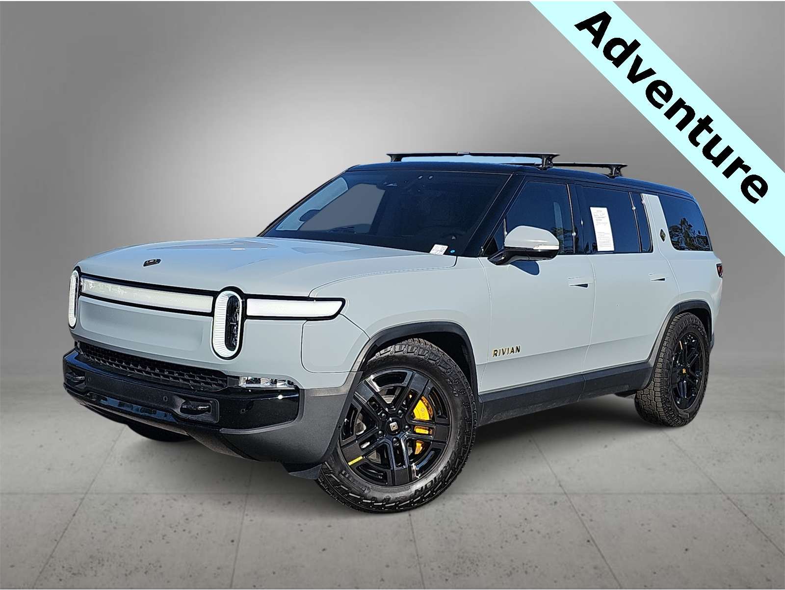 2023 Rivian R1S Adventure's photo