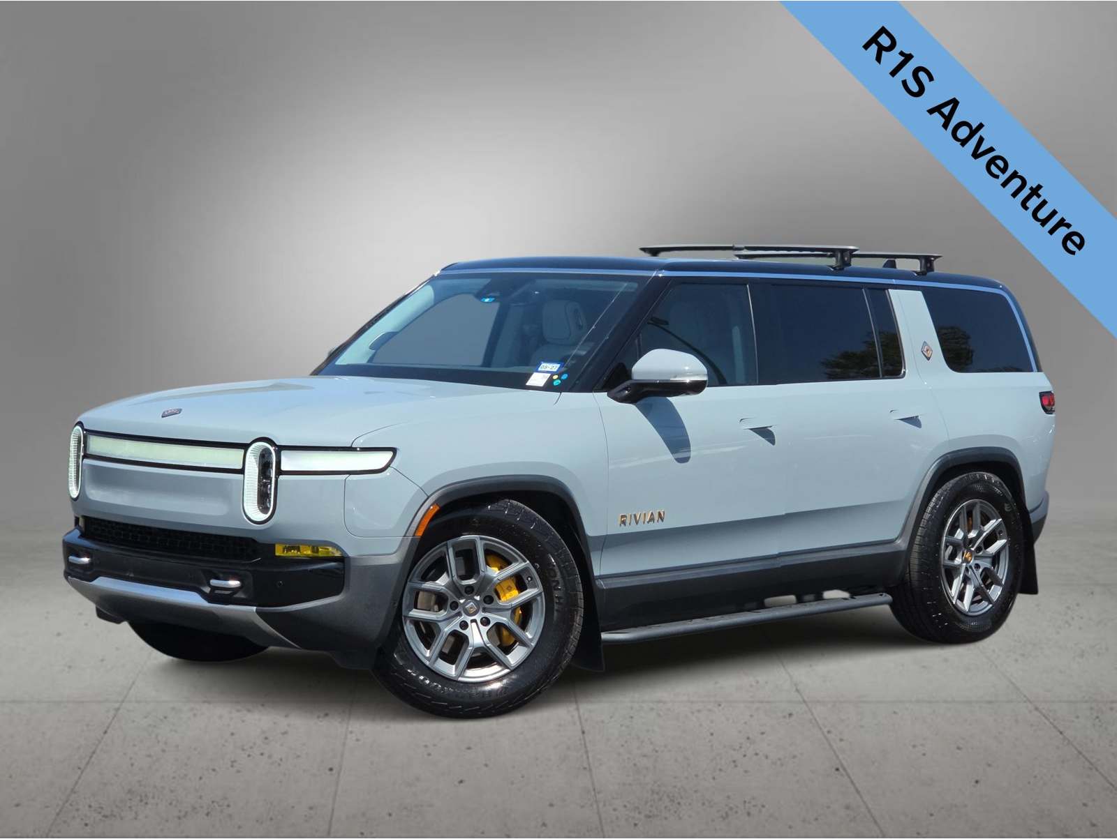 2023 Rivian R1S