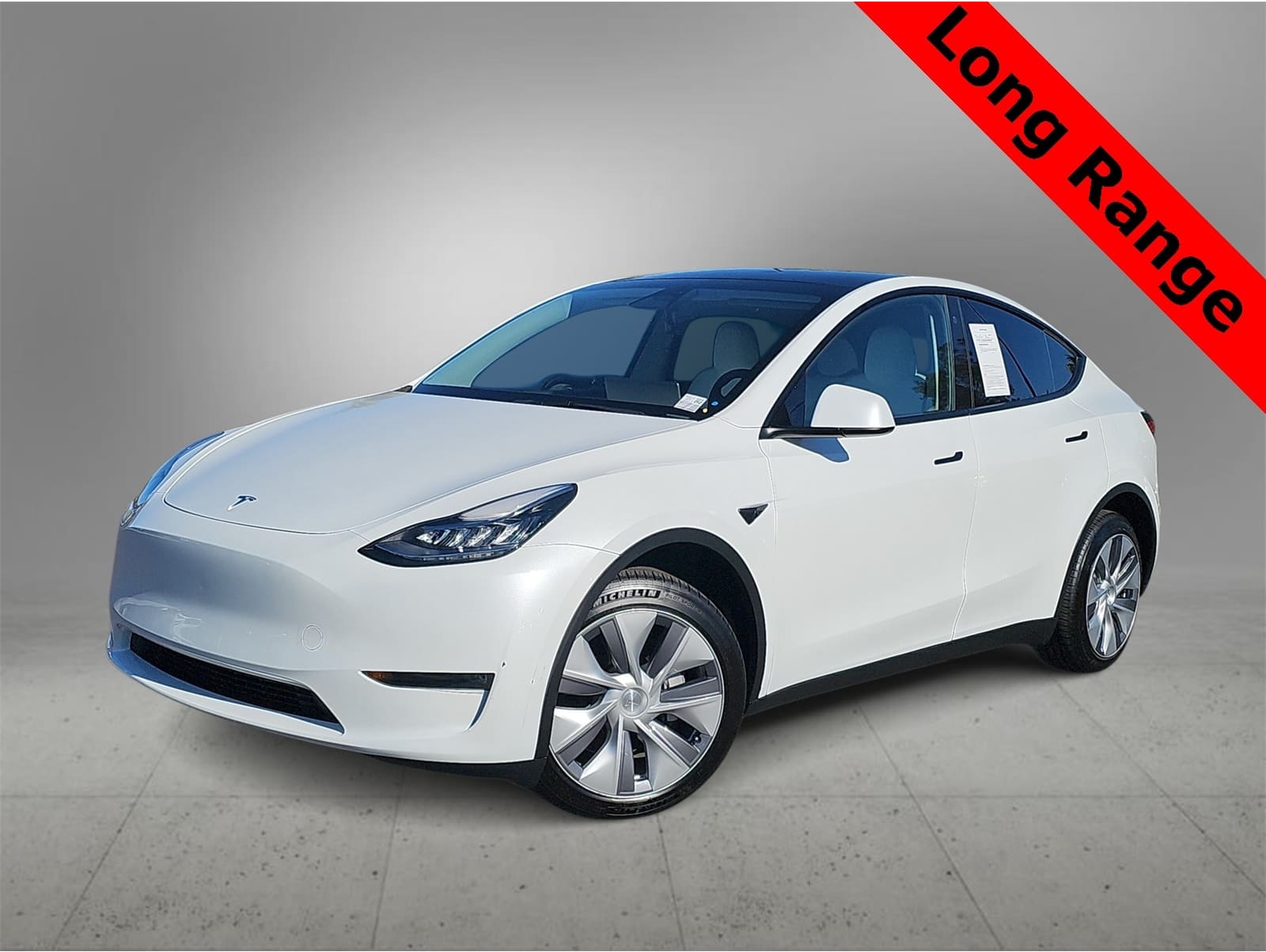 2023 Tesla Model Y Long Range's photo