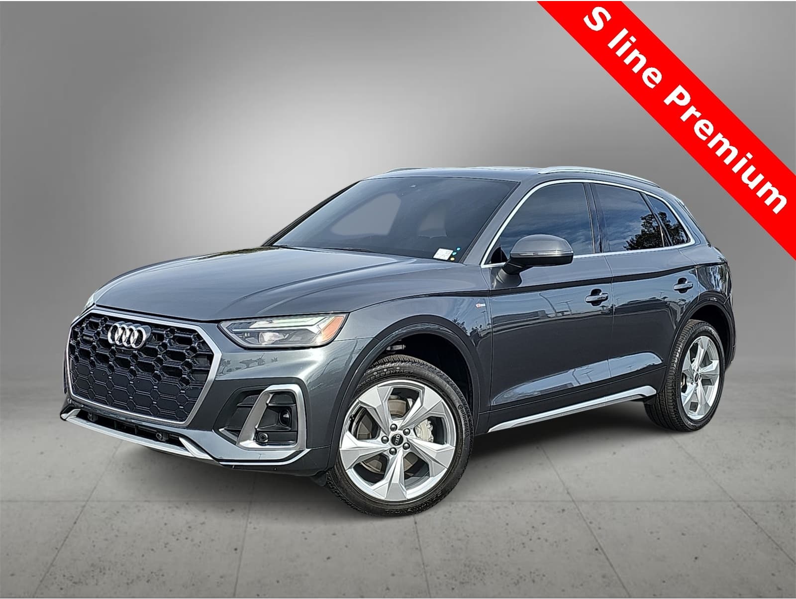 2024 Audi Q5 S Line Premium Plus's photo