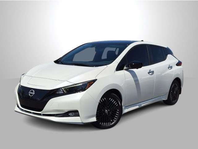 2023 Nissan Leaf SV Plus