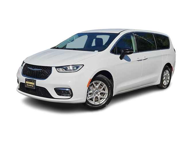 Thumbnail: 2024 Chrysler Pacifica - 1