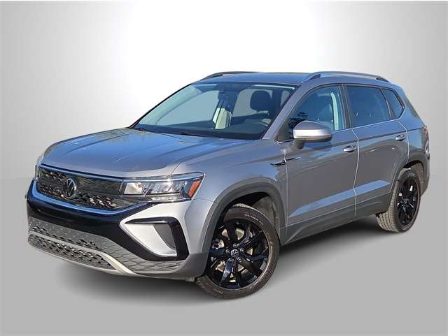 2022 Volkswagen Taos SE's photo