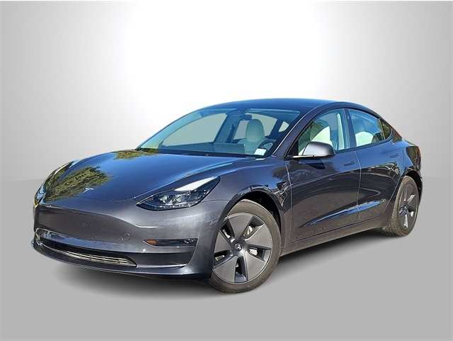 2023 Tesla Model 3 Base's photo