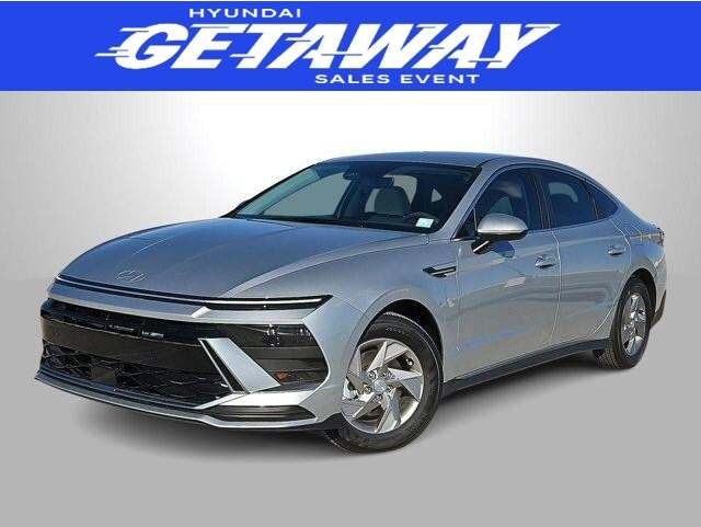2026 Hyundai Sonata SE's photo