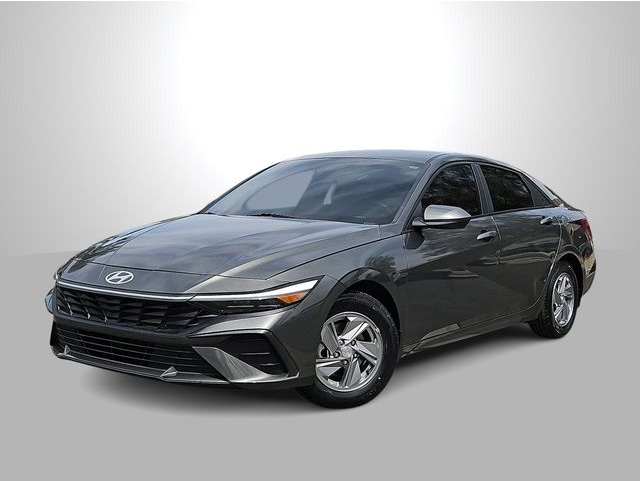 2024 Hyundai Elantra SE