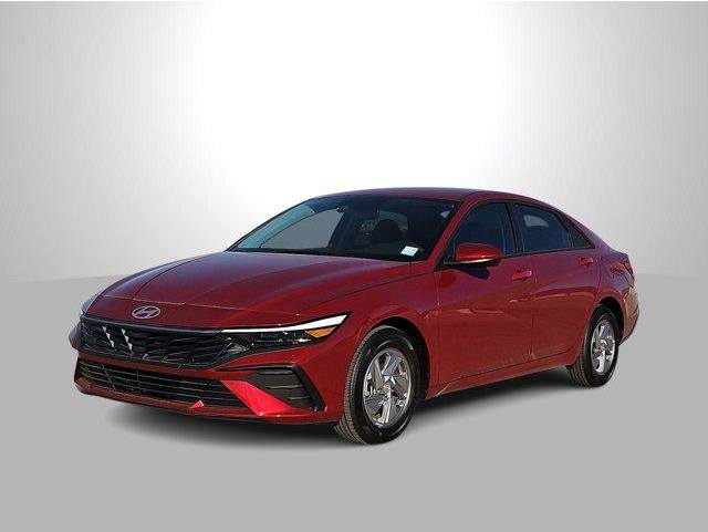 2025 Hyundai Elantra SE's photo