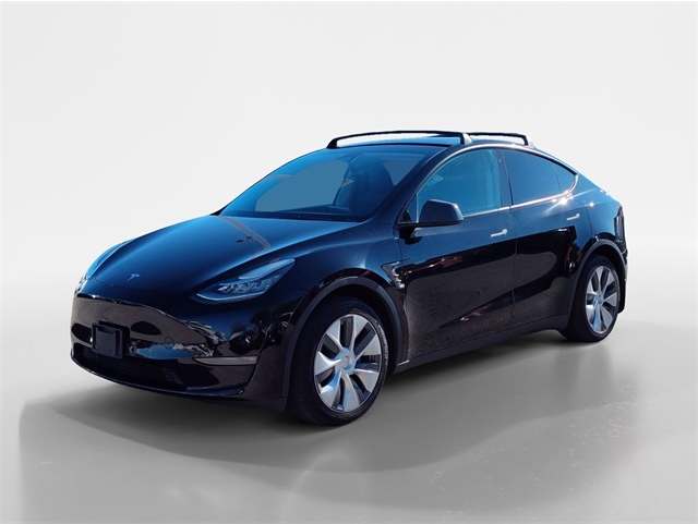 2023 Tesla Model Y Long Range's photo