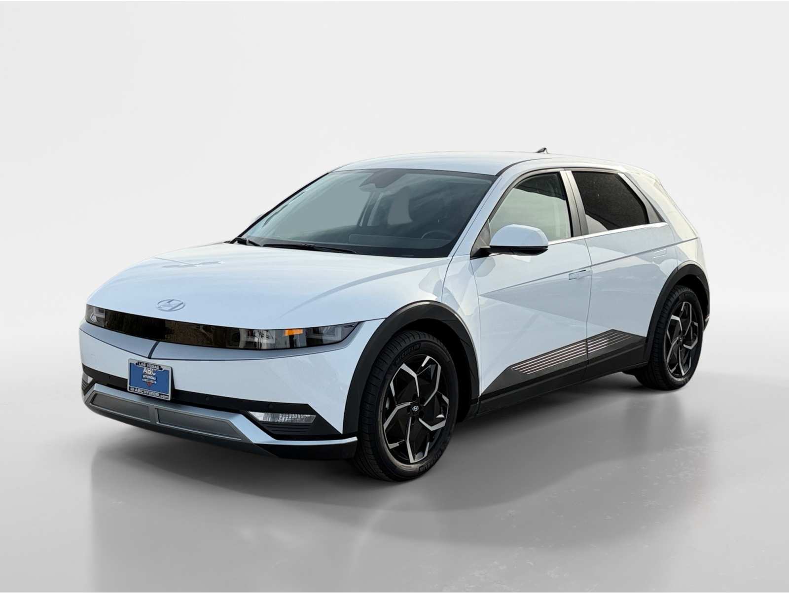 2024 Hyundai IONIQ 5 SEL's photo