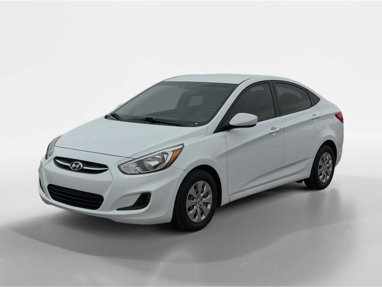2016 Hyundai Accent SE's photo