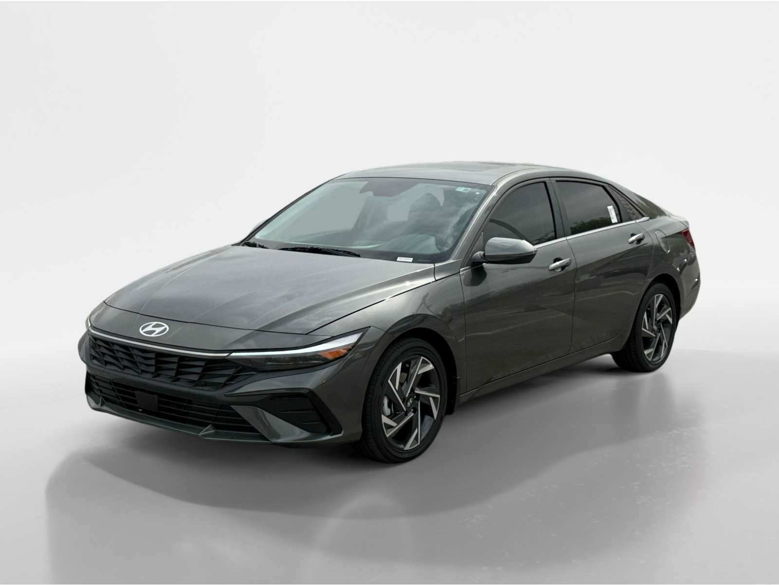 2025 Hyundai Elantra Limited's photo