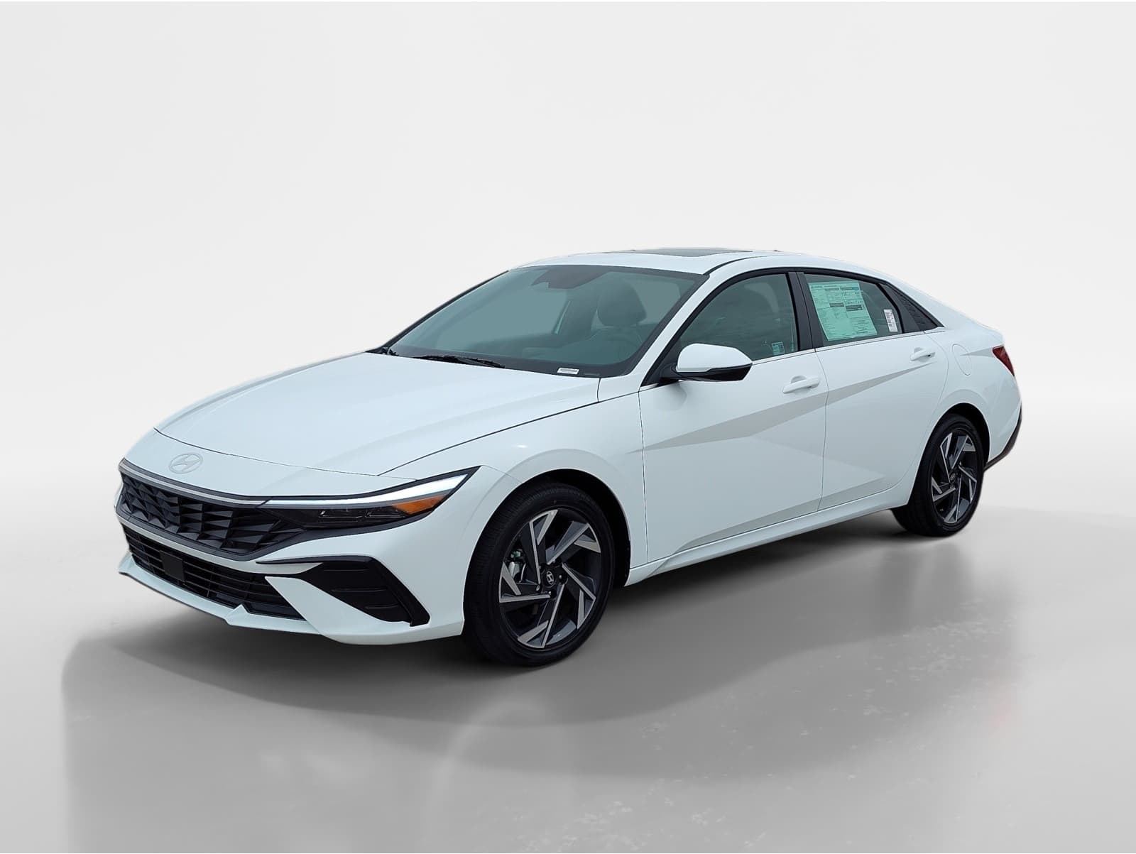 2025 Hyundai Elantra Limited's photo