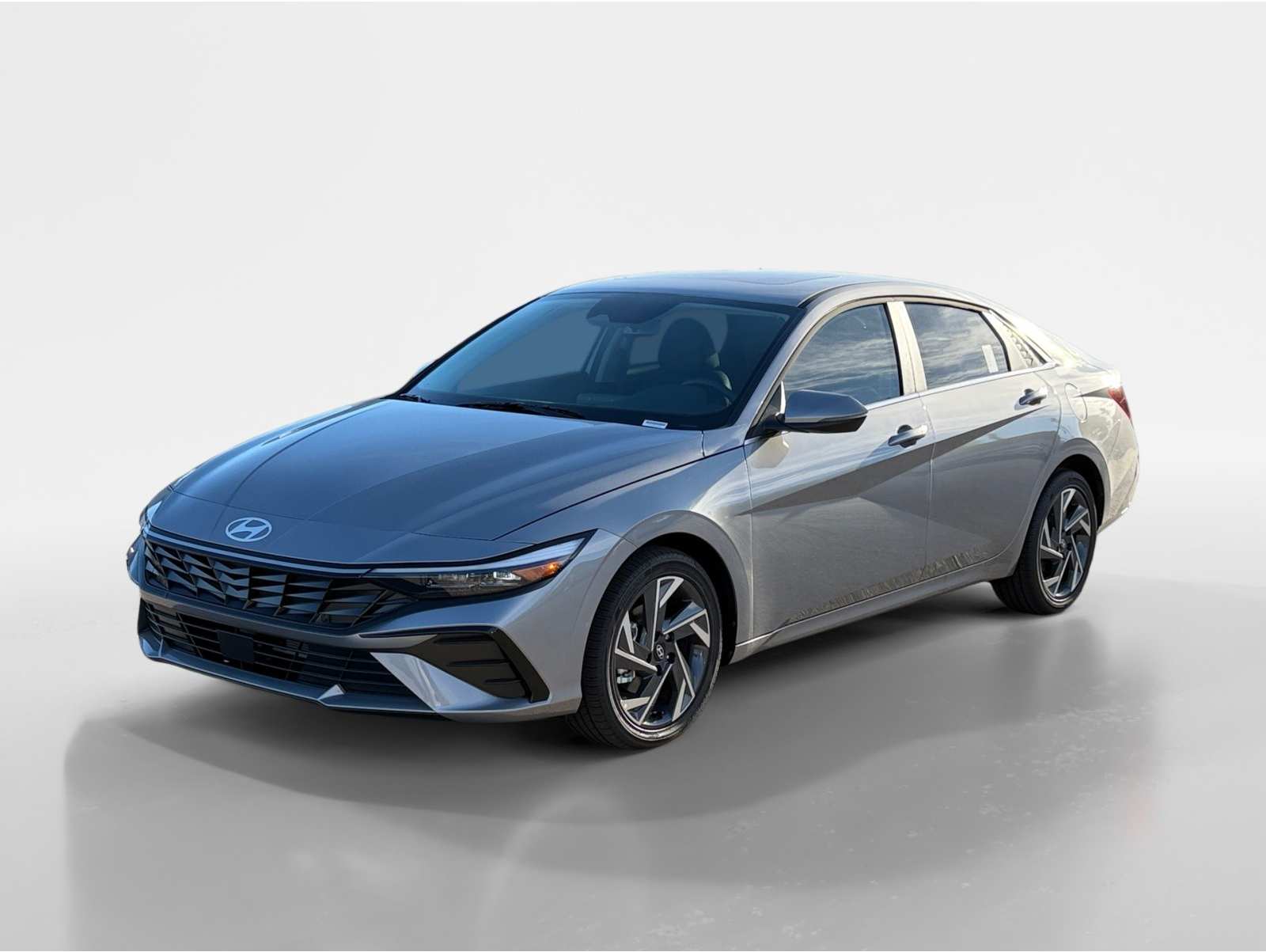 2026 Hyundai Elantra Limited's photo