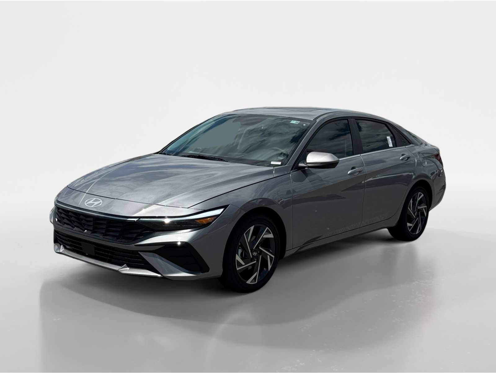 2025 Hyundai Elantra Limited's photo