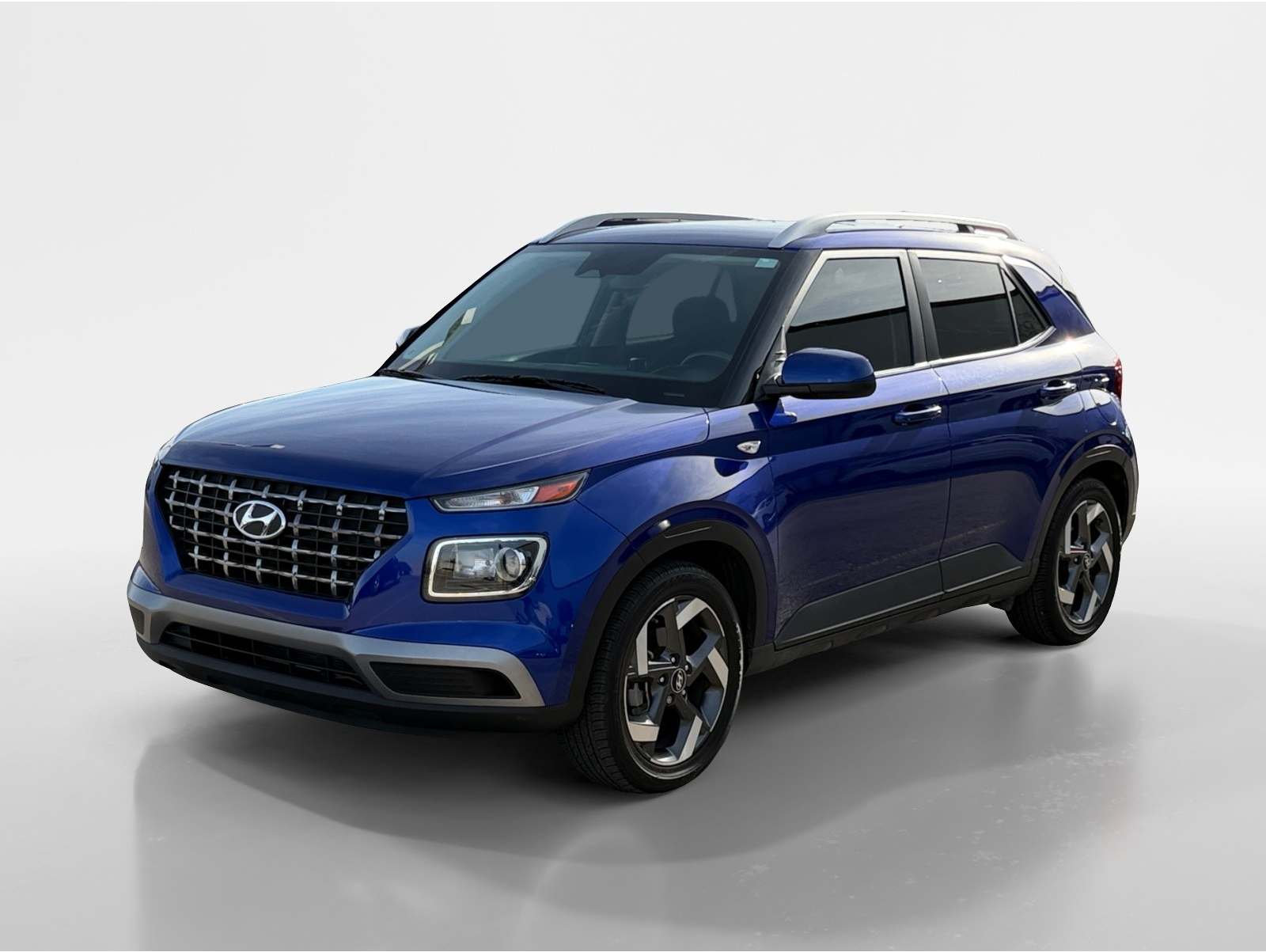 2023 Hyundai Venue SEL's photo