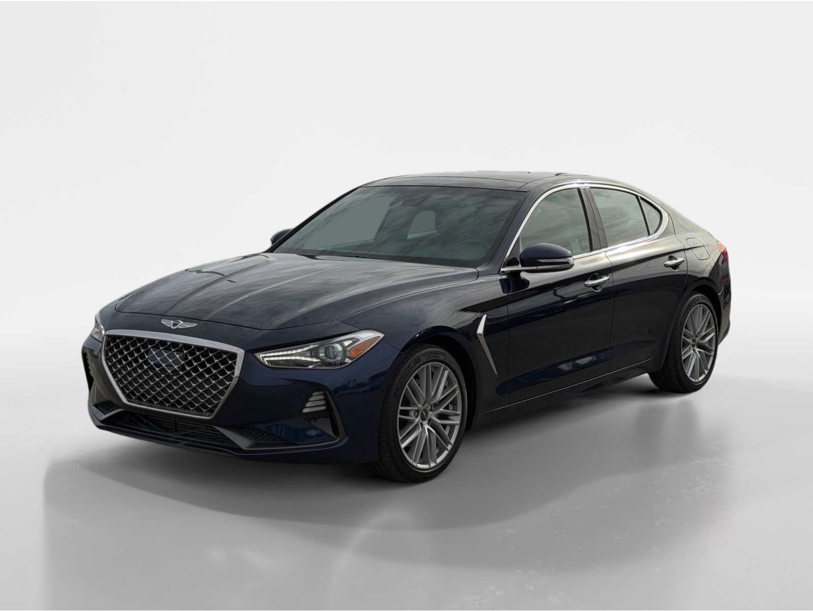 2021 GENESIS G70 Standard's photo