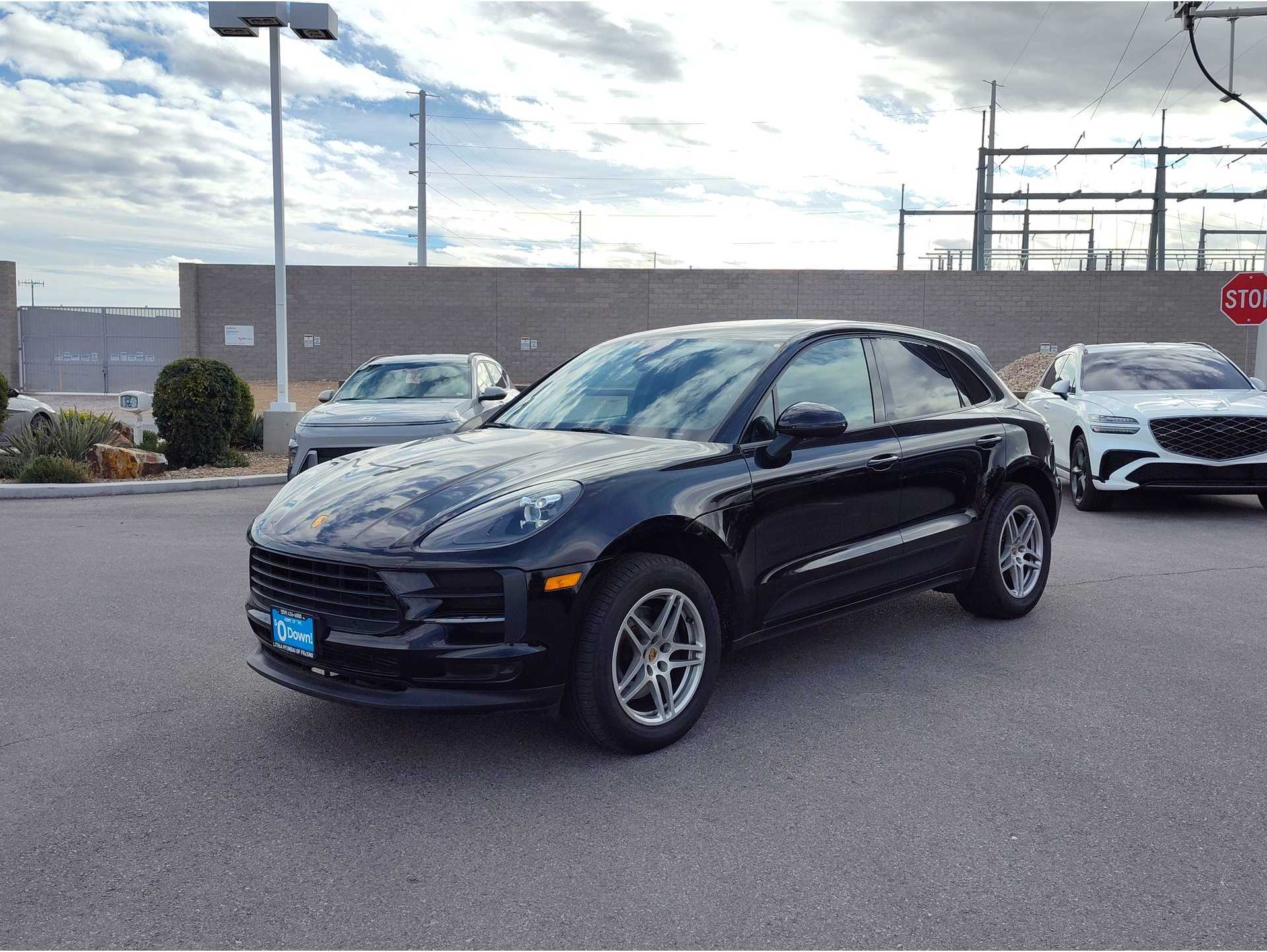 2020 Porsche Macan Base's photo