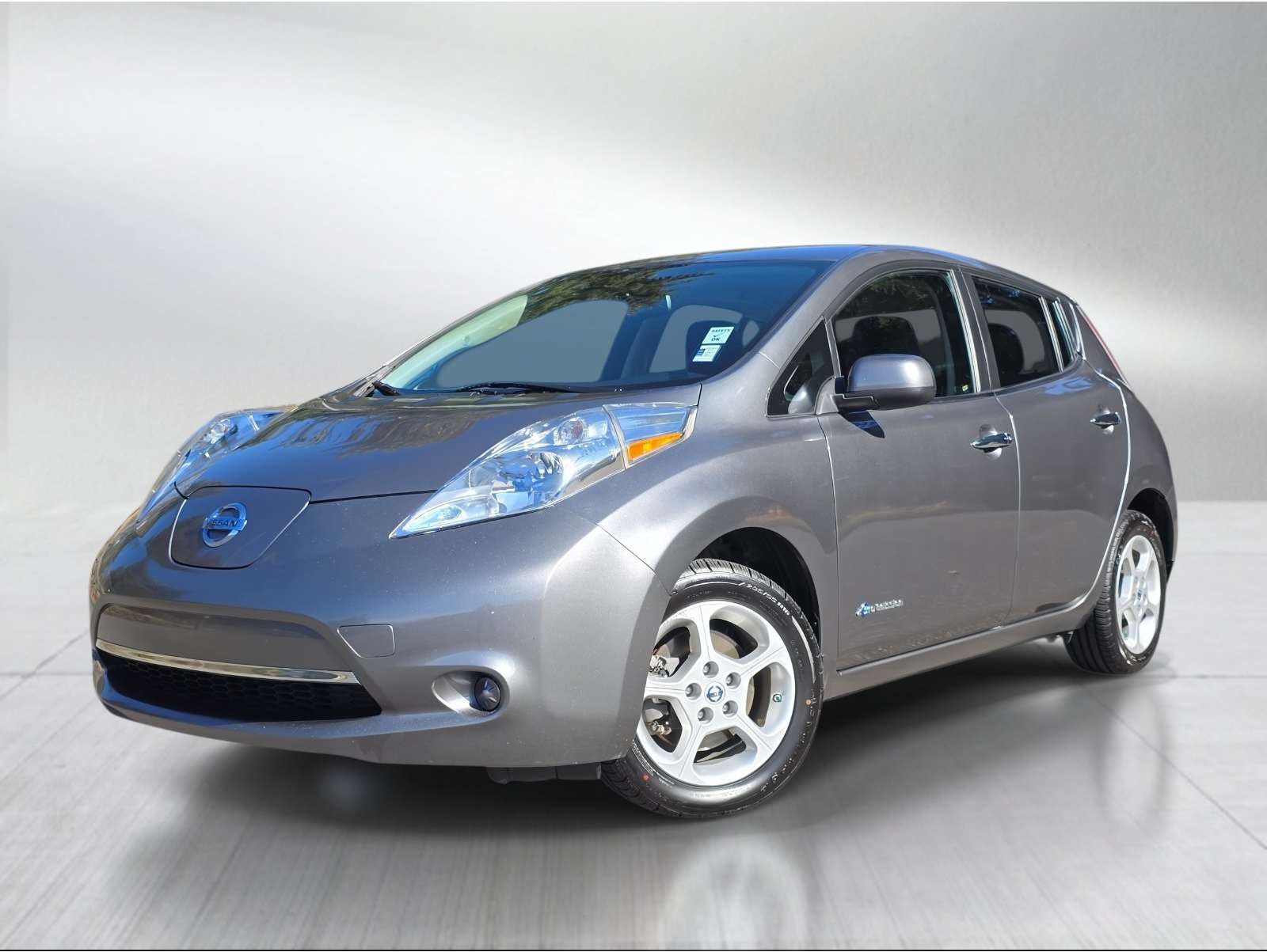 2014 Nissan LEAF SV
