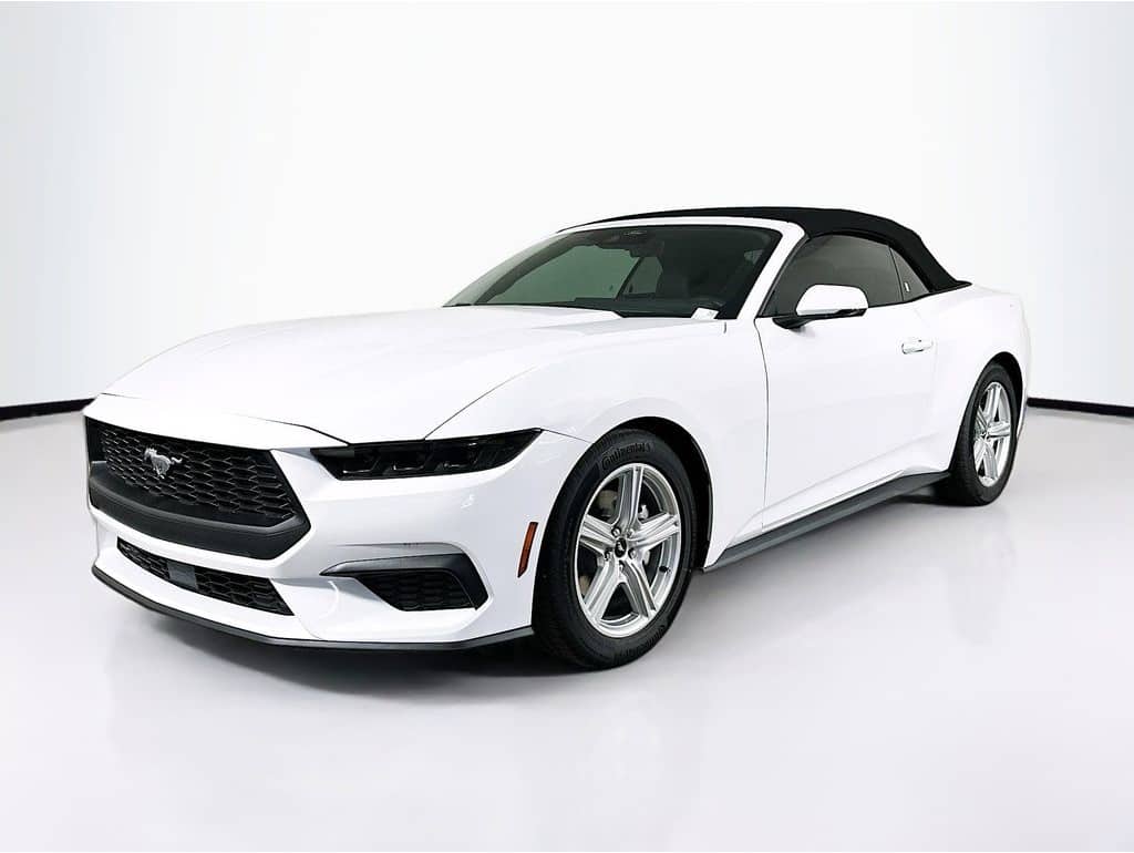 2026 Ford Mustang EcoBoost Premium's photo