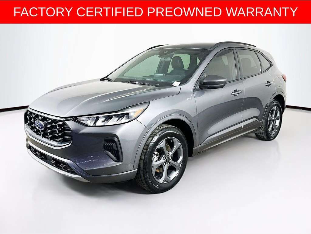 2024 Ford Escape ST-Line's photo