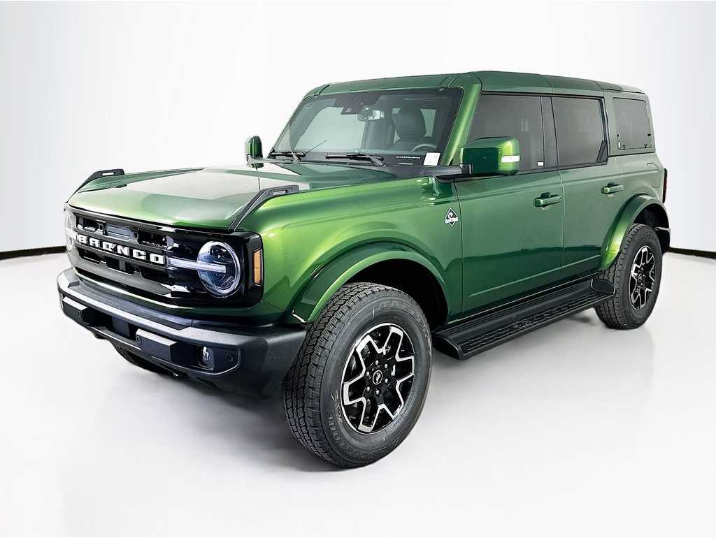 2025 Ford Bronco 4-Door Outer Banks's photo