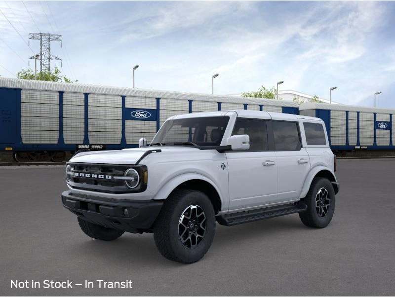 2025 Ford Bronco 4-Door Outer Banks's photo