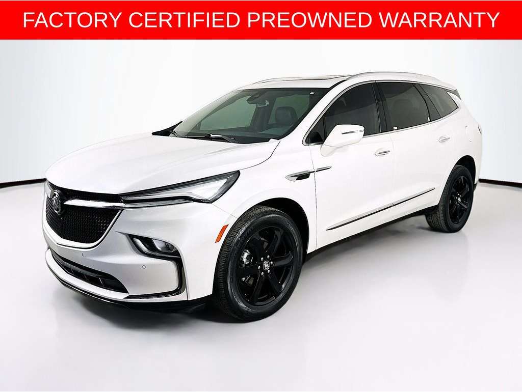 2023 Buick Enclave Essence's photo