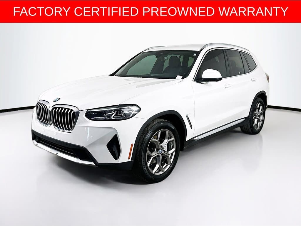 2022 BMW X3 30i's photo