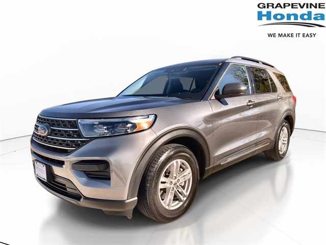 2022 Ford Explorer XLT's photo