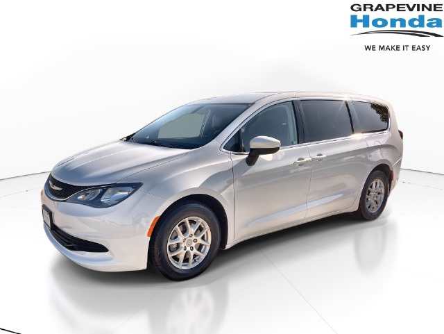 2020 Chrysler Voyager