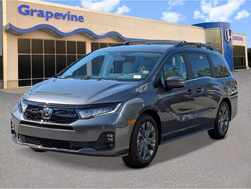 2026 Honda Odyssey Touring's photo