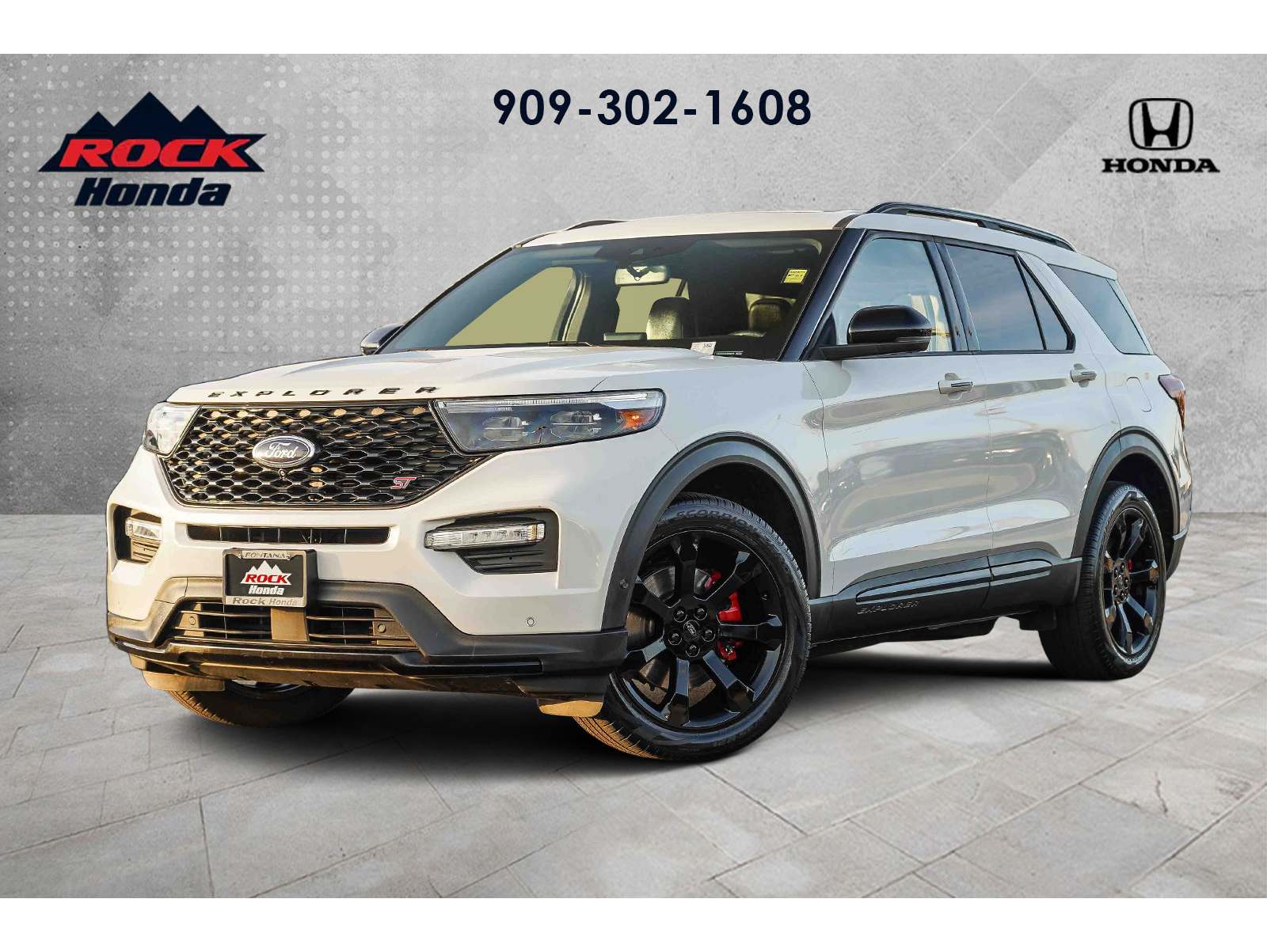 2020 Ford Explorer ST's photo