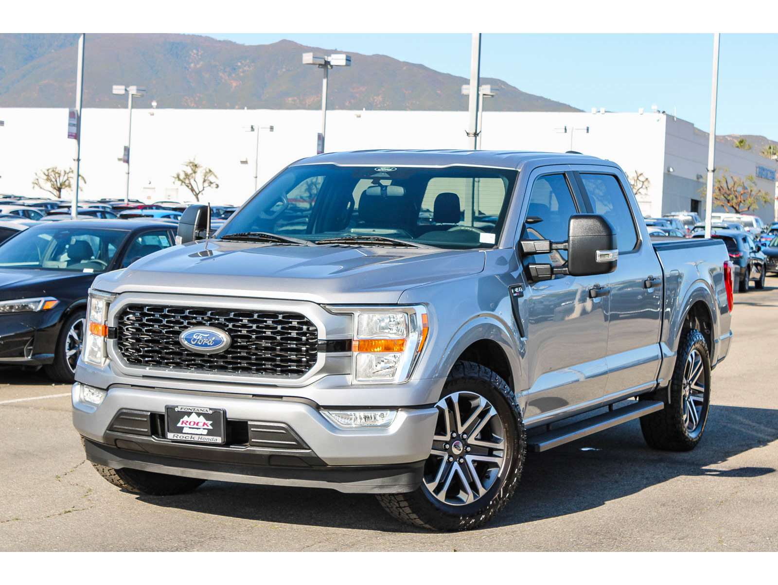 2021 Ford F-150 XL's photo