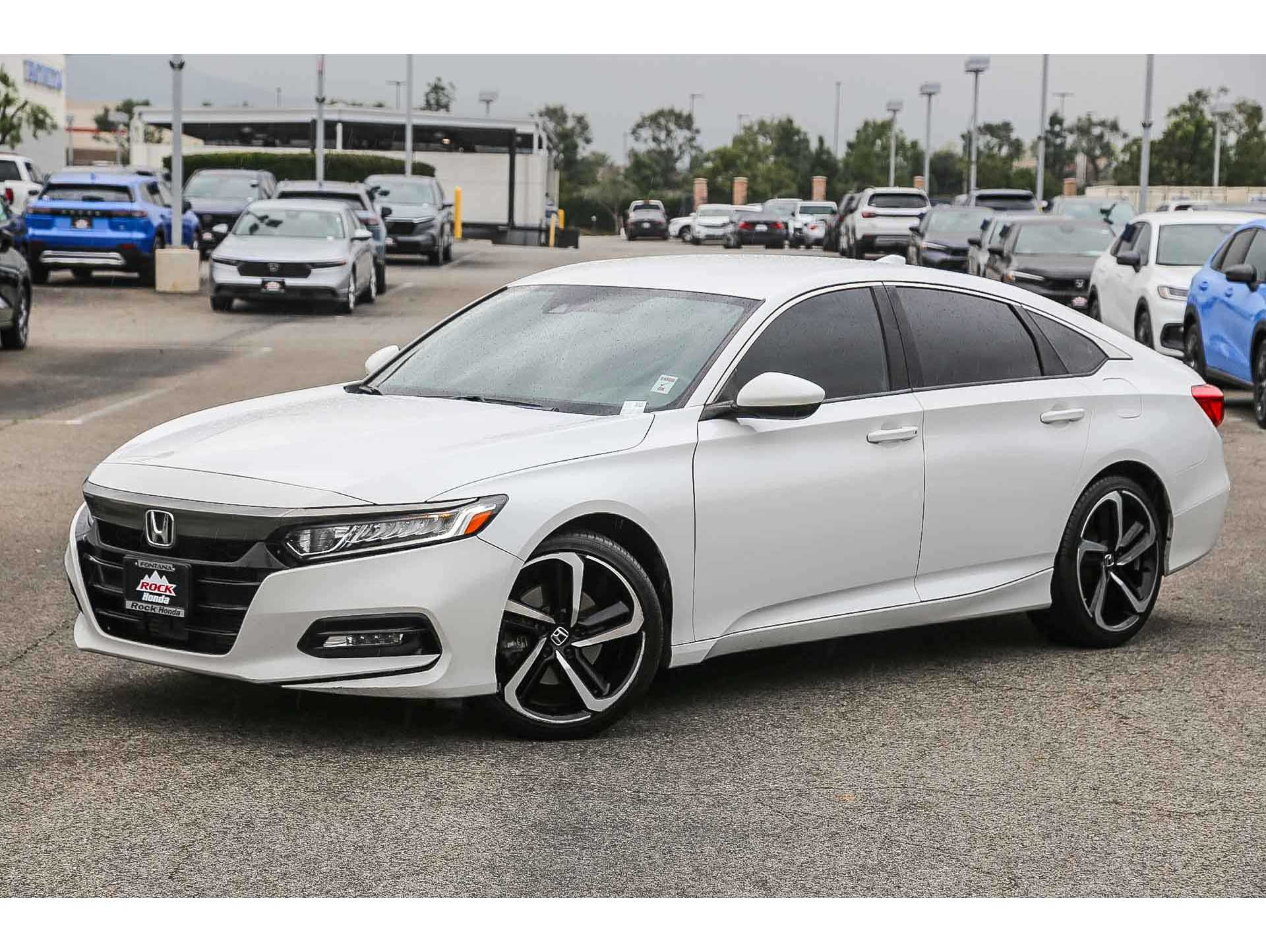 2019 Honda Accord Sport's photo