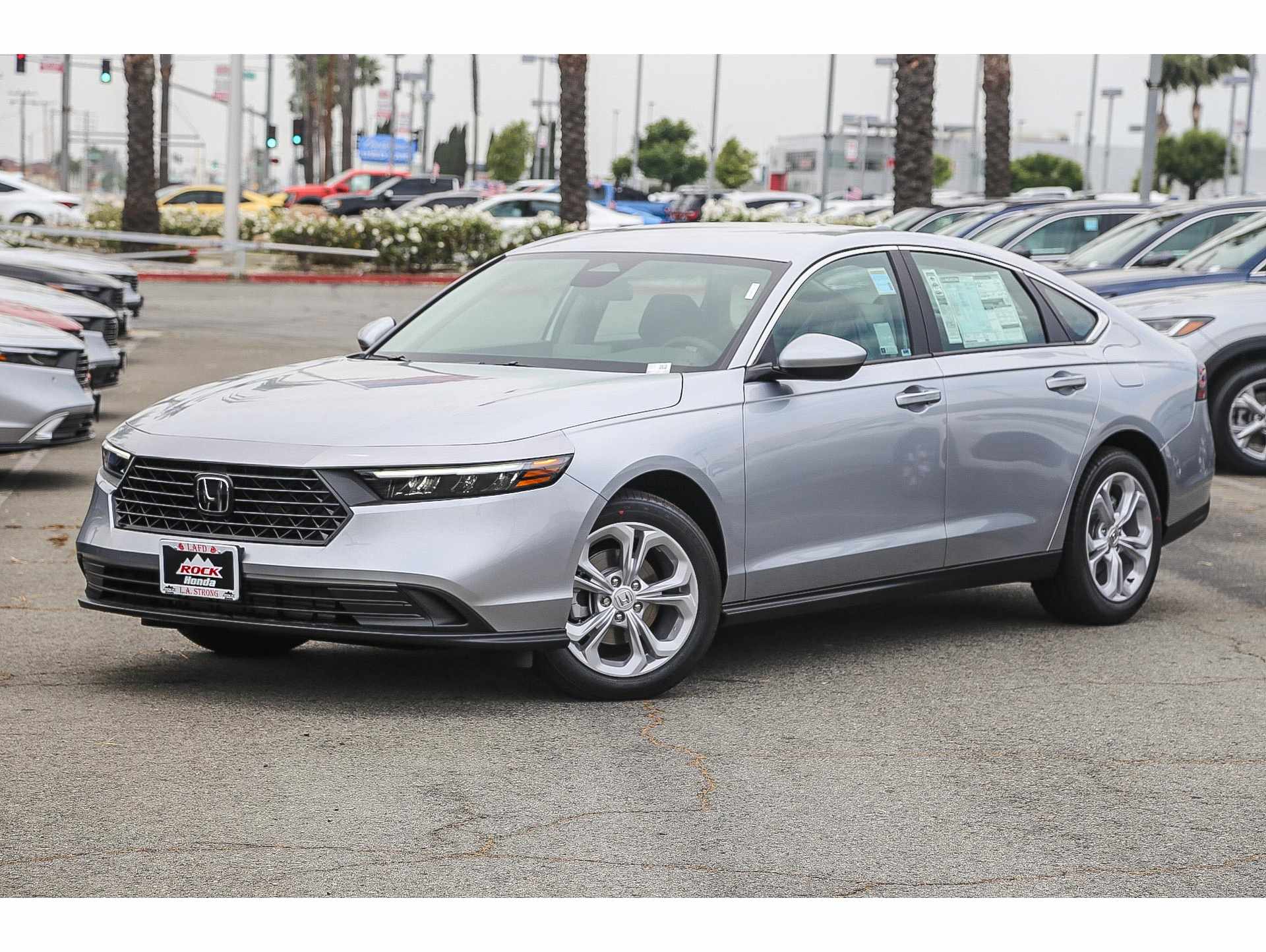 2025 Honda Accord LX's photo