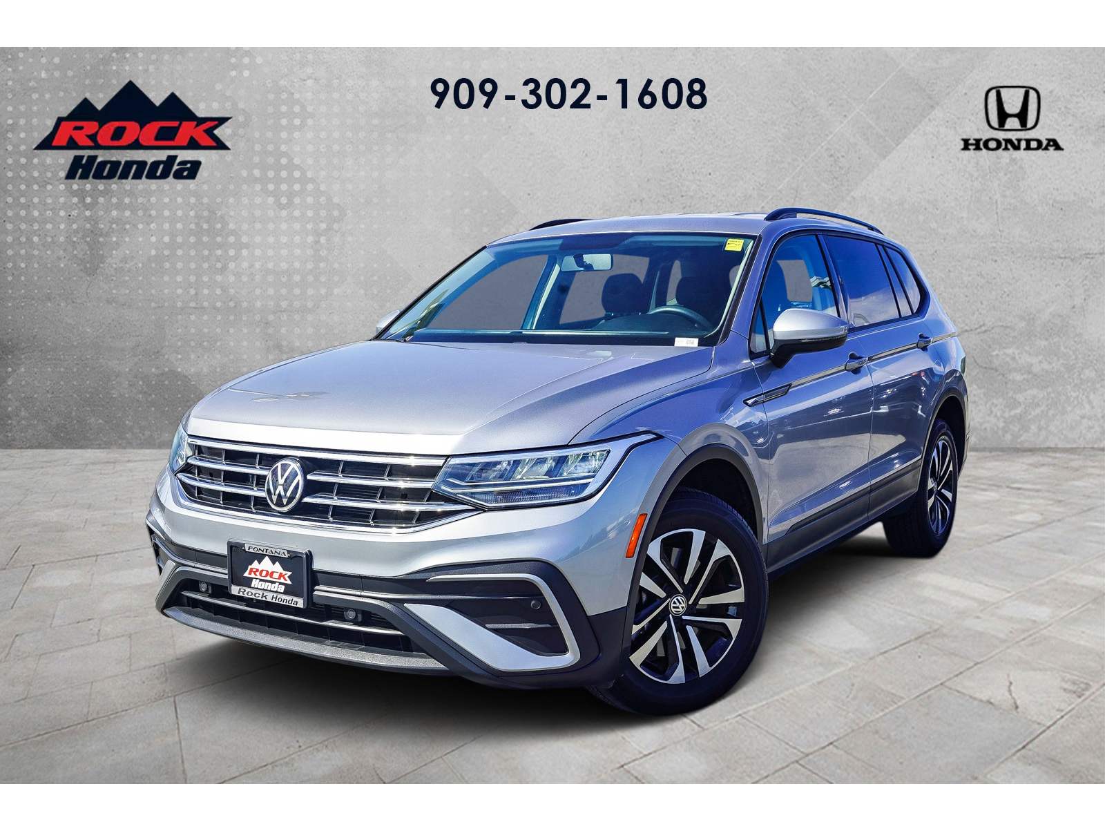 2022 Volkswagen Tiguan S's photo