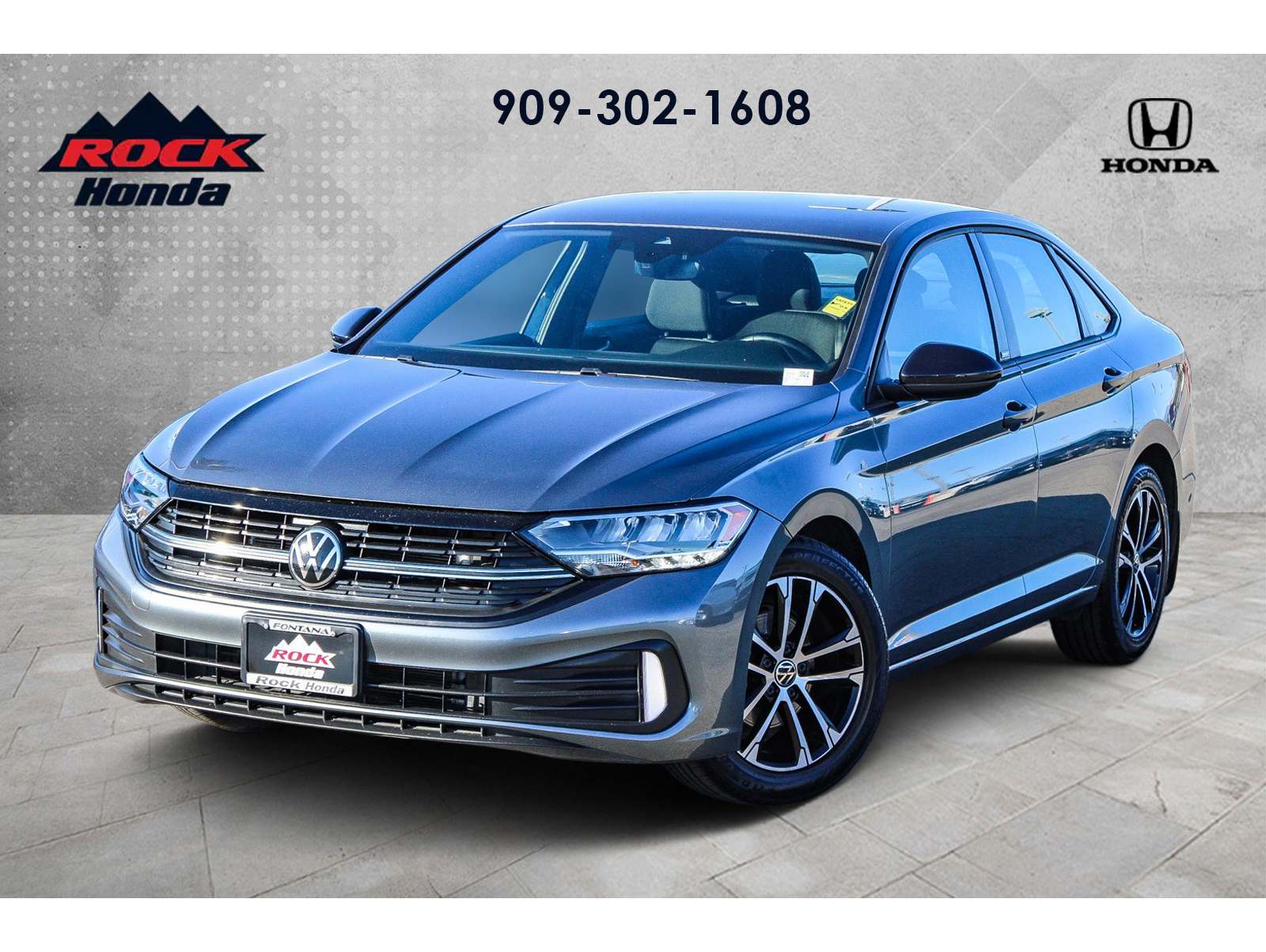 2024 Volkswagen Jetta Sport's photo