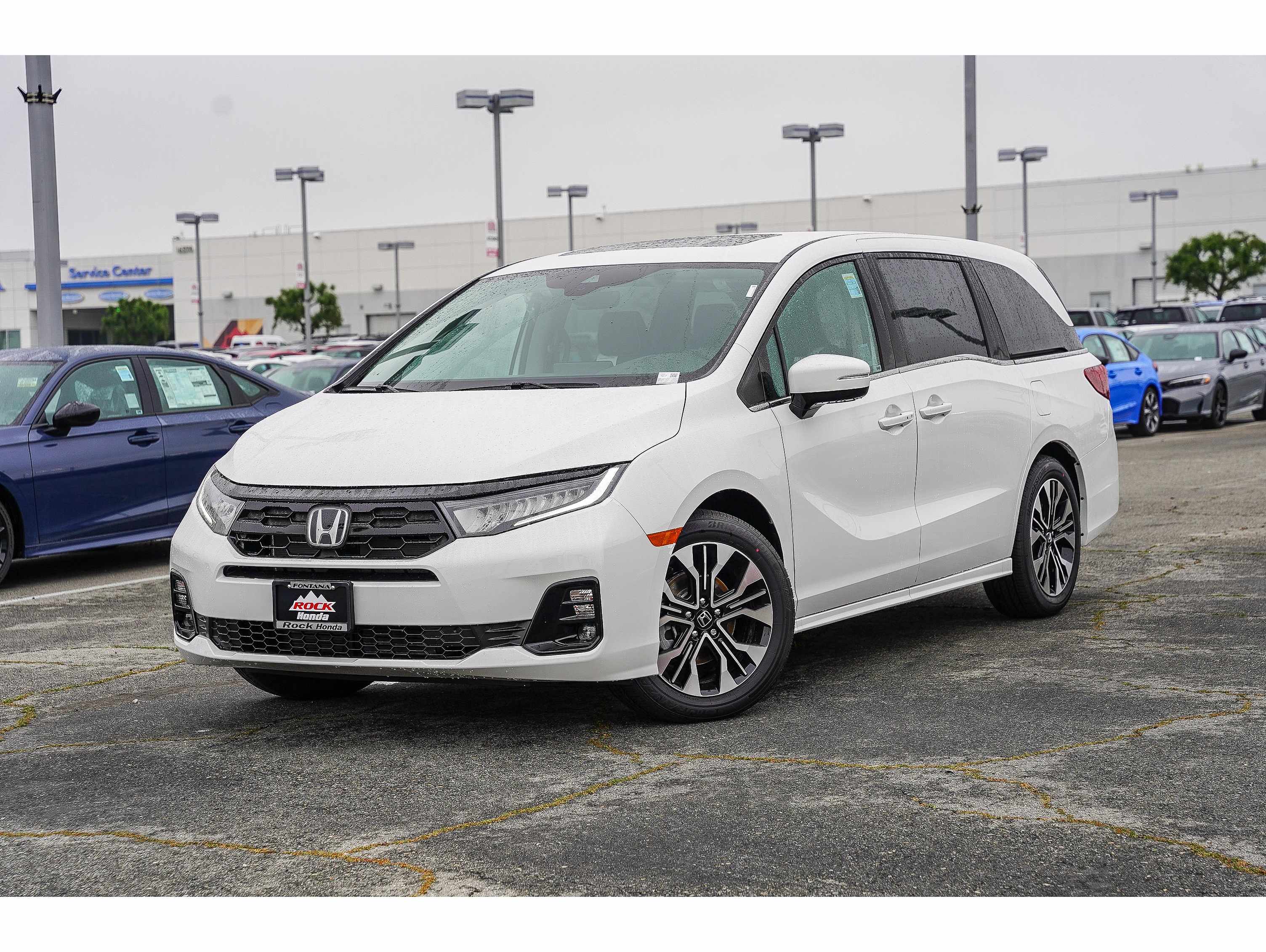 2026 Honda Odyssey Elite's photo