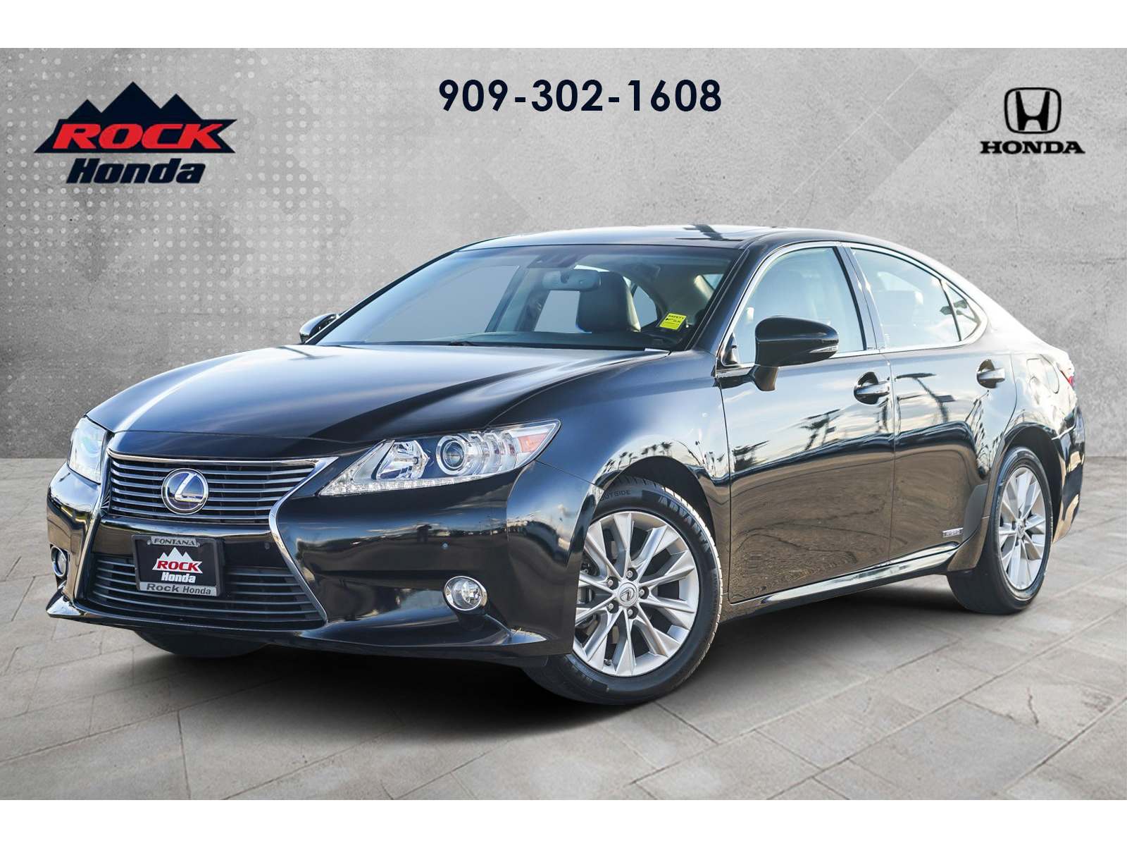 2013 Lexus ES 300h's photo