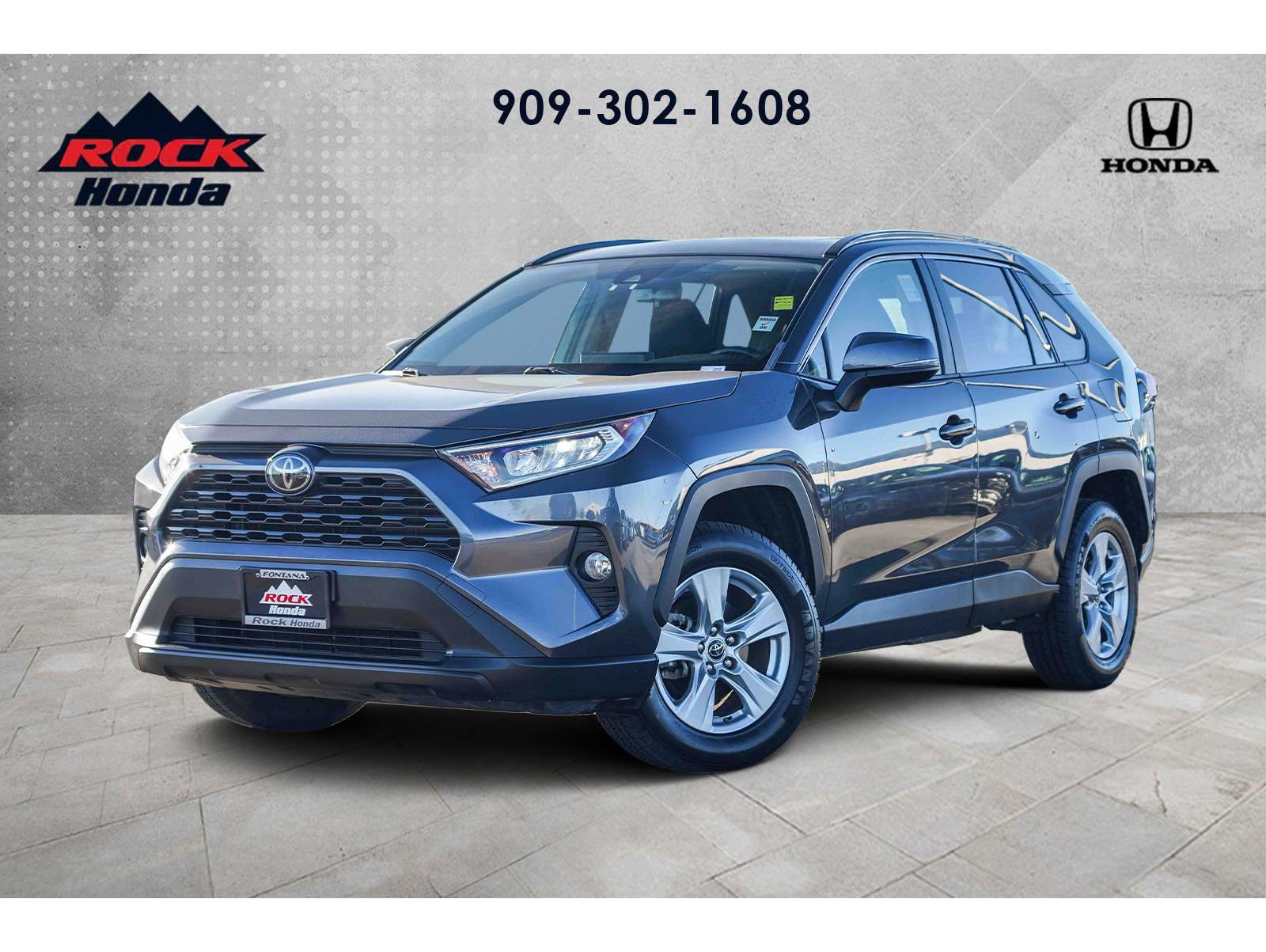 2019 Toyota RAV4 XLE's photo