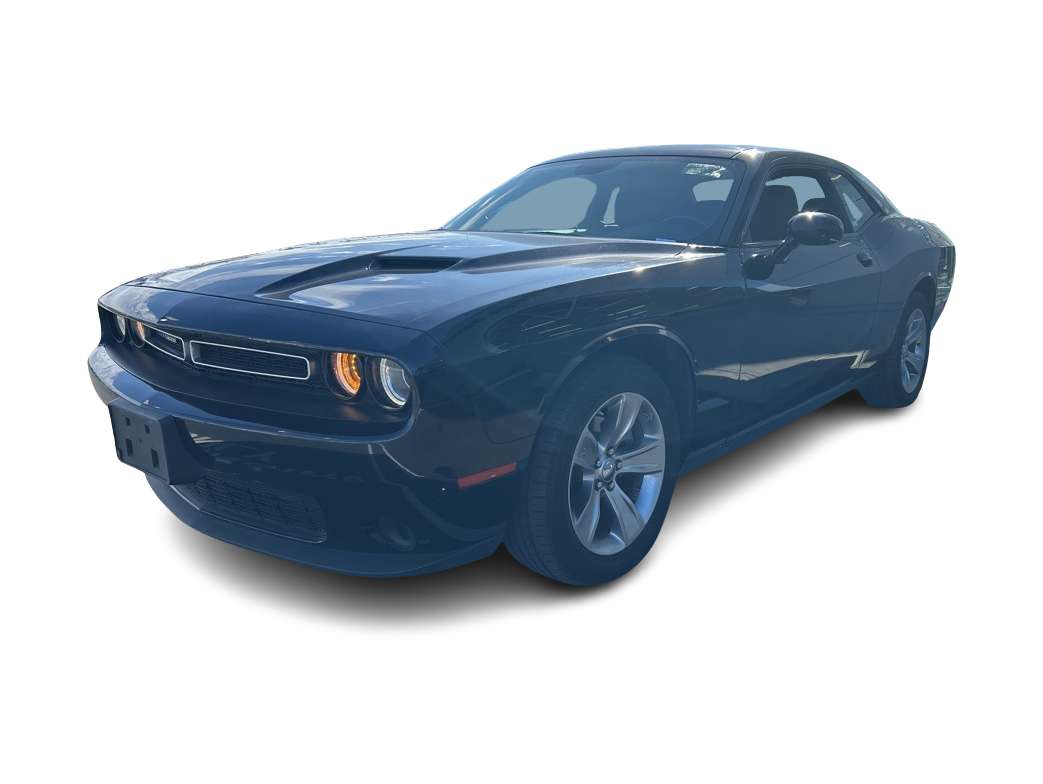 2022 Dodge Challenger SXT -
                Costa Mesa, CA