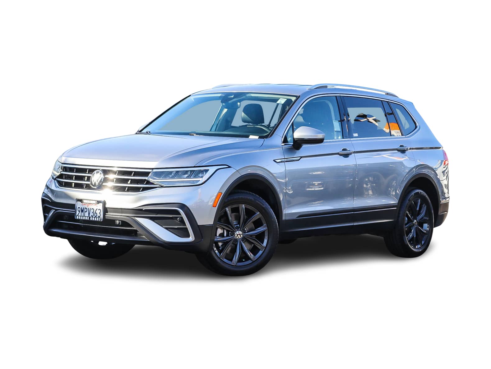 Thumbnail: 2024 Volkswagen Tiguan - 1