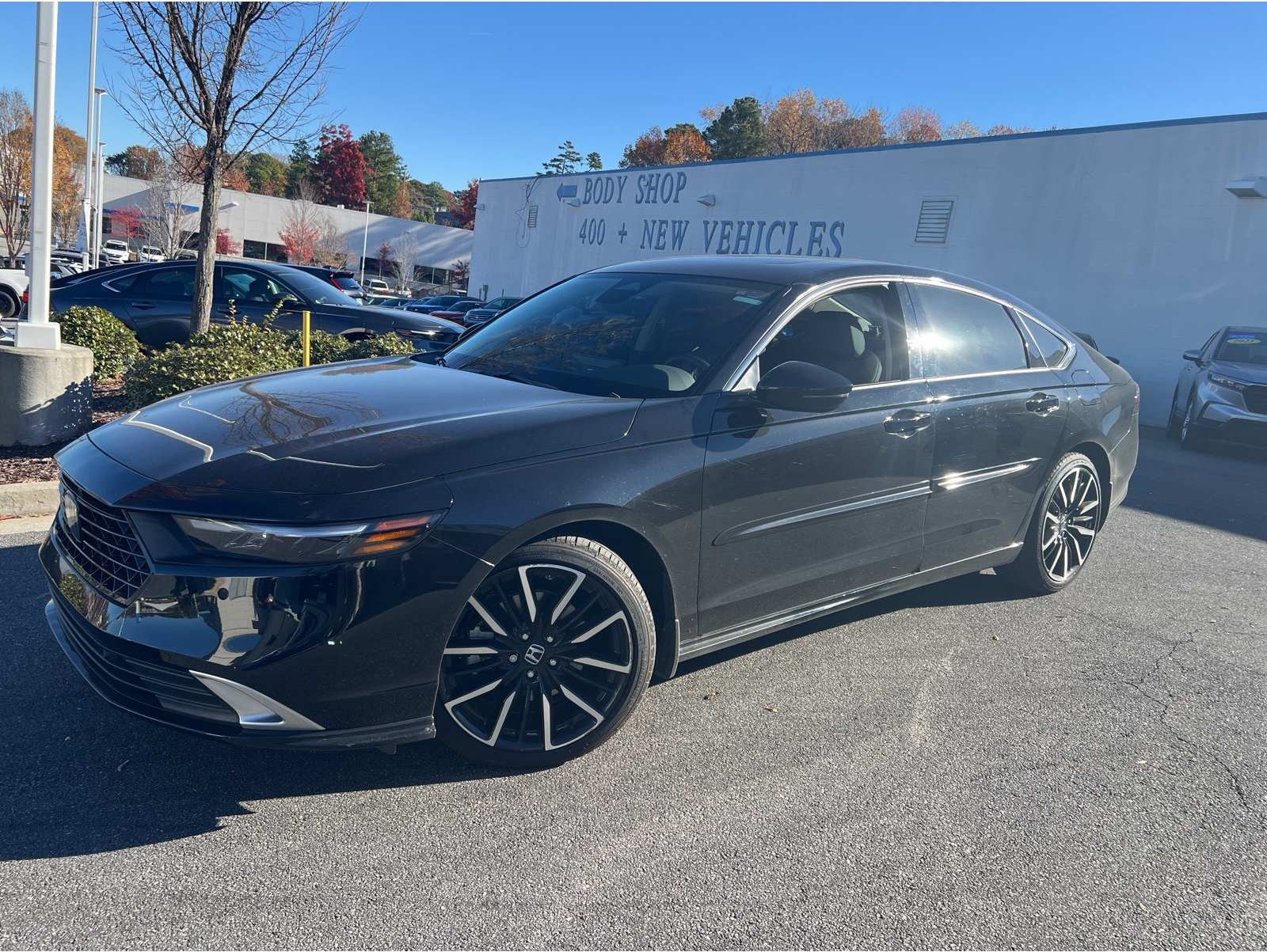2025 Honda Accord Hybrid Touring's photo